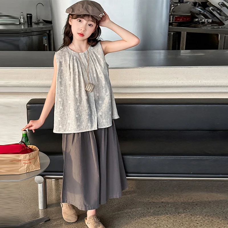 Girls Summer Clothing Set Children Sleeveless Babydoll Top+Wide-Leg Pants Two Piece Set 2025 New
Girls Summer Clothing Set Children Sleeveless Babydoll Top+Wide-Leg Pants Two Piece Set 2025 New