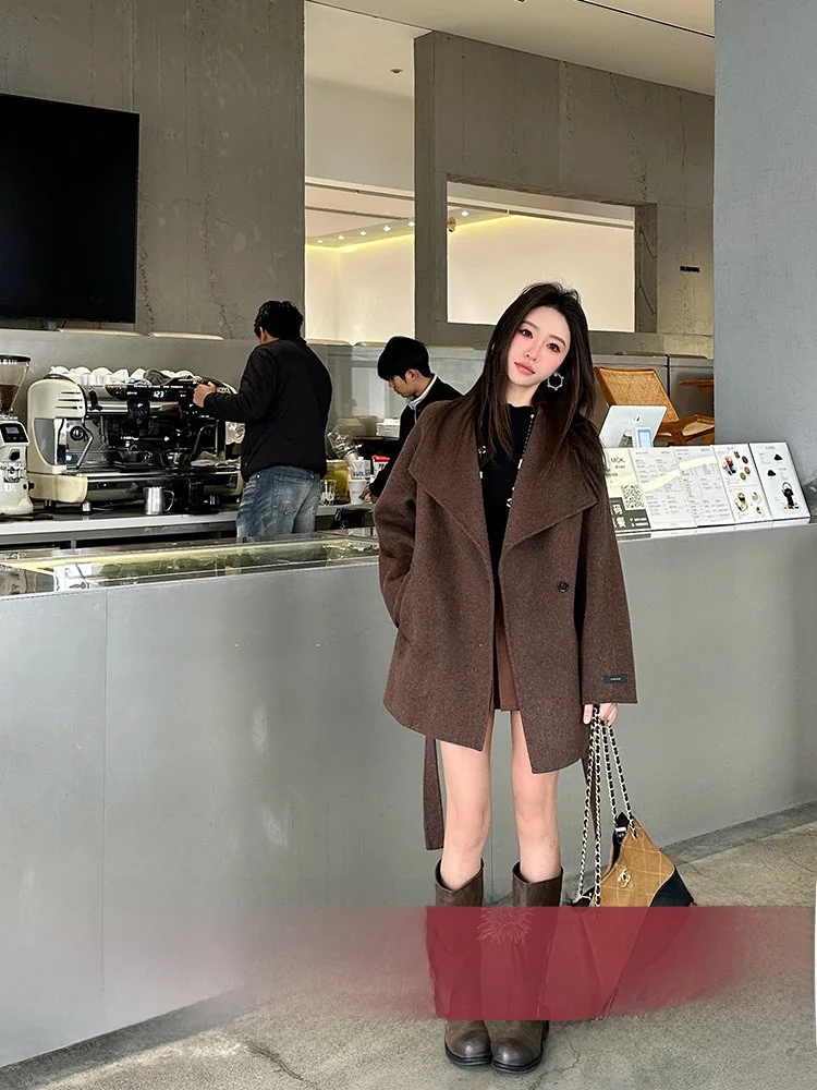 ZQ Double-Faced Woolen Coat Casual Sle Pure E-commerce Exclusive 00% Merino Wool Year-End Special Youth Long Sve Coat
ZQ Double-Faced Woolen Coat Casual Sle Pure E-commerce Exclusive 00% Merino Wool Year-End Special Youth Long Sve Coat