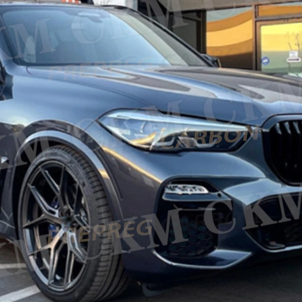 Глянцевая черная передняя решетка радиатора (сетка) для BMW G05 X5 M Sport 2019+ (комплект обвеса)
Глянцевая черная передняя решетка радиатора (сетка) для BMW G05 X5 M Sport 2019+ (комплект обвеса)