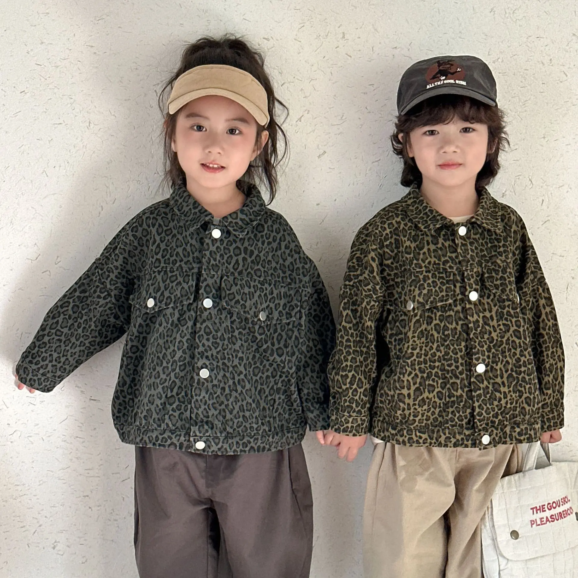 Baby Girls Boys Leopard Coat Kids Loose Outerwear Jacket Toddler Outerwear 2025 Spring Autumn Children's Clothing
Baby Girls Boys Leopard Coat Kids Loose Outerwear Jacket Toddler Outerwear 2025 Spring Autumn Children's Clothing