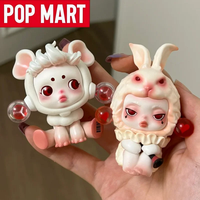 POP MART Skullpanda Series Mare Of Animals, модная слепая коробка, коллекция игрушек, аниме-фигурка, модель, украшение для рабочего стола, подарки для девочек
POP MART Skullpanda Series Mare Of Animals, модная слепая коробка, коллекция игрушек, аниме-фигурка, модель, украшение для рабочего стола, подарки для девочек