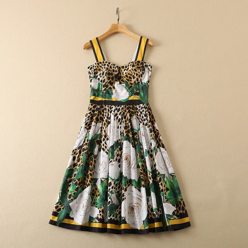 New European and American women's wear for winter 2022 Condole belt Leopard print sleeveless rose Fashion cotton pleated dress
New European and American women's wear for winter 2022 Condole belt Leopard print sleeveless rose Fashion cotton pleated dress