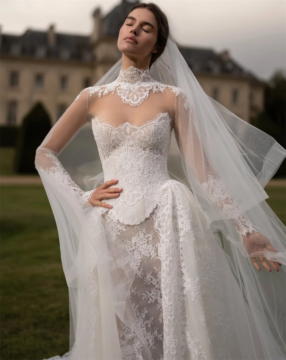 Customized Elegant White Lace Wedding Dress Formal Sweetheart Sleeveless Bridal Gowns Boho A-Line Chapel Train Vestido De Novia
Customized Elegant White Lace Wedding Dress Formal Sweetheart Sleeveless Bridal Gowns Boho A-Line Chapel Train Vestido De Novia