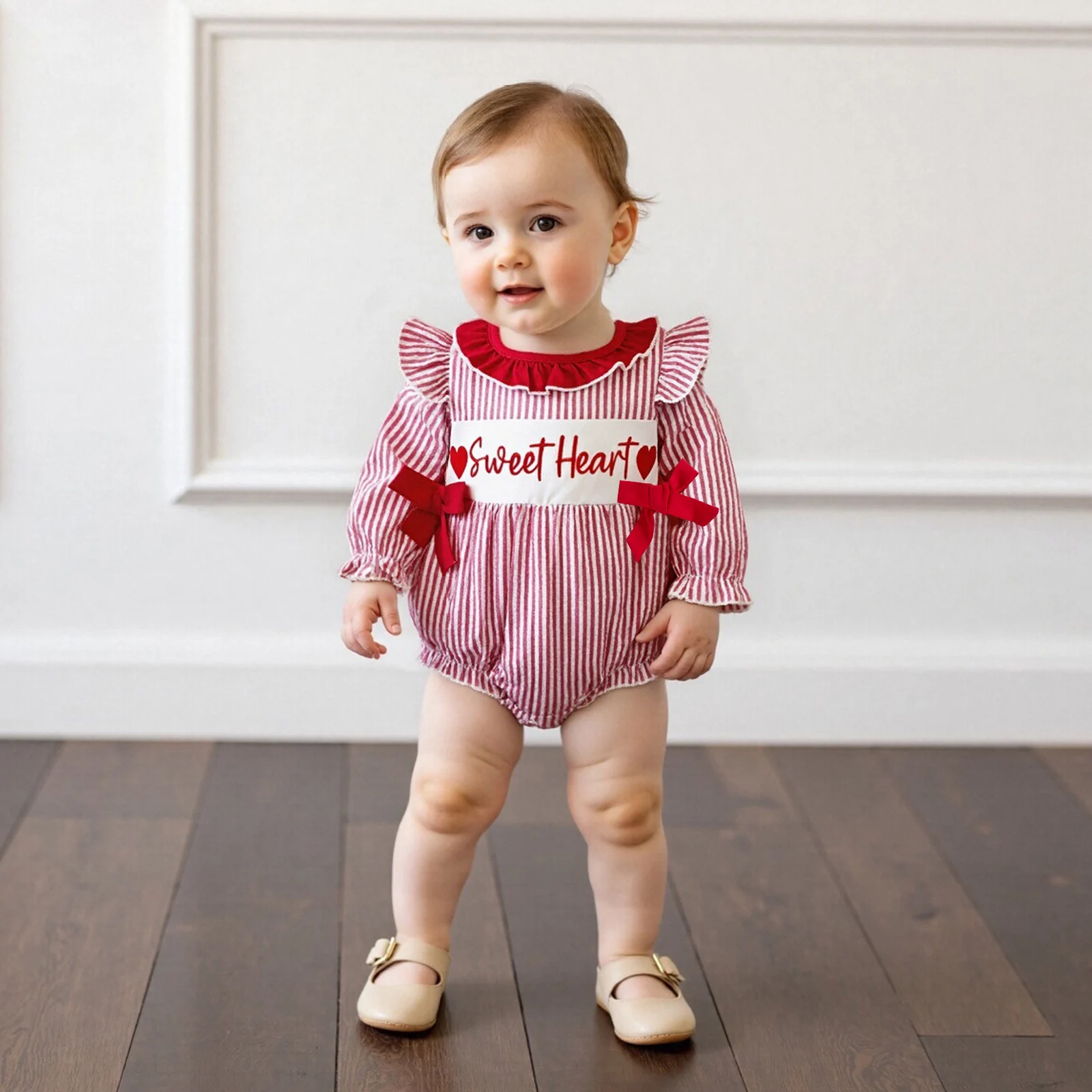 Baby Clothing Girl Valentine's Day Romper Long Sleeve Round Neck Letter Embroidery Bow Bodysuit Fall Outfit
Baby Clothing Girl Valentine's Day Romper Long Sleeve Round Neck Letter Embroidery Bow Bodysuit Fall Outfit