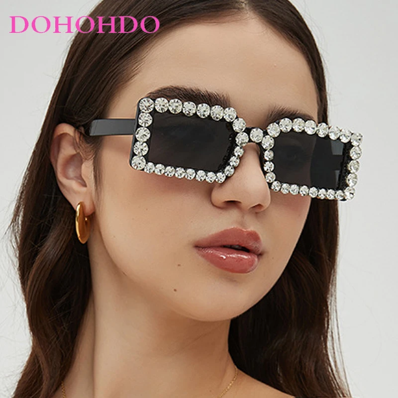 Fashion Women's Sunglasses Vintage Rhinestone Square Sun Glasses Diamond Shades Ladies Vintage Eyewear UV400 Lentes De Sol Mujer
Fashion Women's Sunglasses Vintage Rhinestone Square Sun Glasses Diamond Shades Ladies Vintage Eyewear UV400 Lentes De Sol Mujer