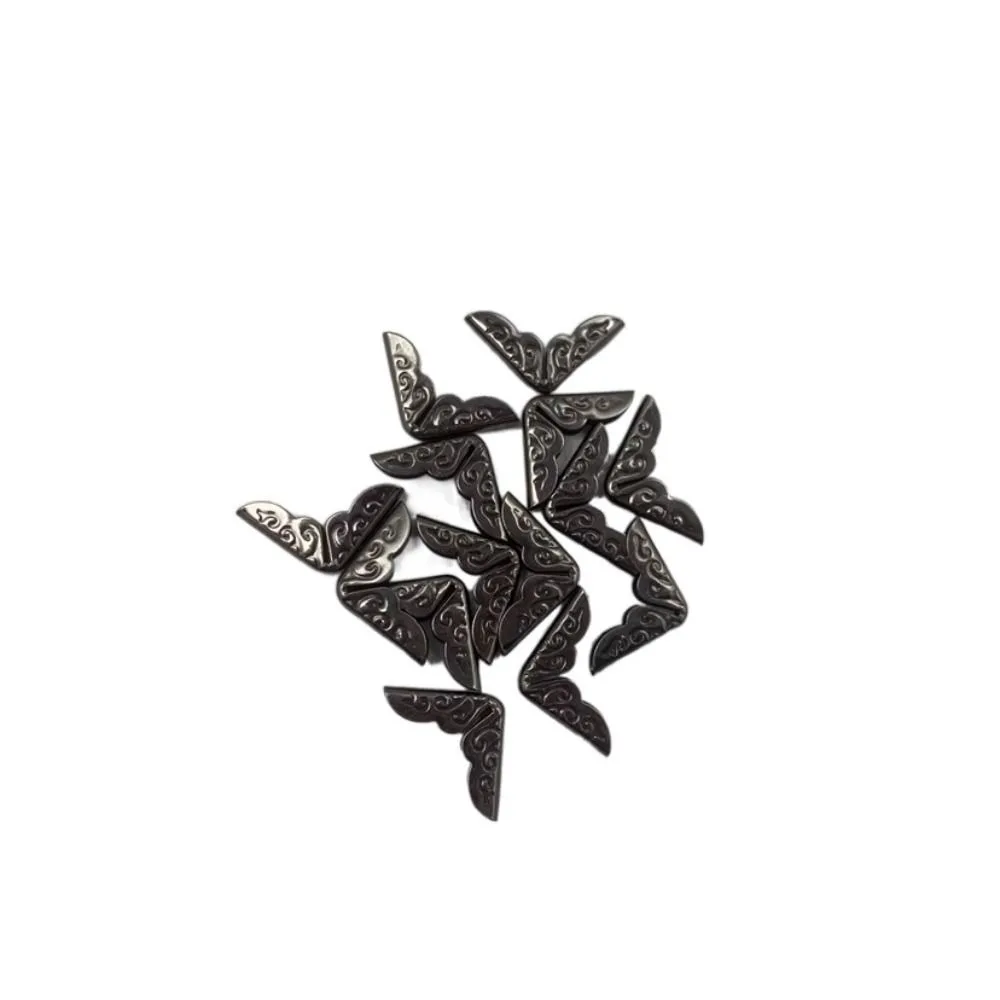 50pcs Vintage Book Corner Protector DIY Iron Scrapbook Protector Durable Practical Book Corner Brackets Photo Album
50pcs Vintage Book Corner Protector DIY Iron Scrapbook Protector Durable Practical Book Corner Brackets Photo Album