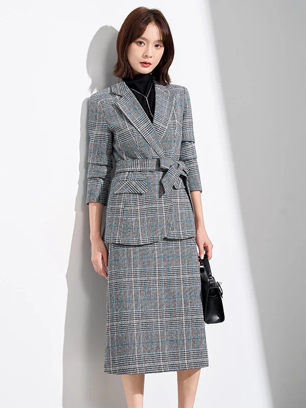 Elegant Plaid Suit Set Women's Winter Fashion Two-Piece Set with Waist-Cinching Belt A-Line Skirt Commute Style
Elegant Plaid Suit Set Women's Winter Fashion Two-Piece Set with Waist-Cinching Belt A-Line Skirt Commute Style
