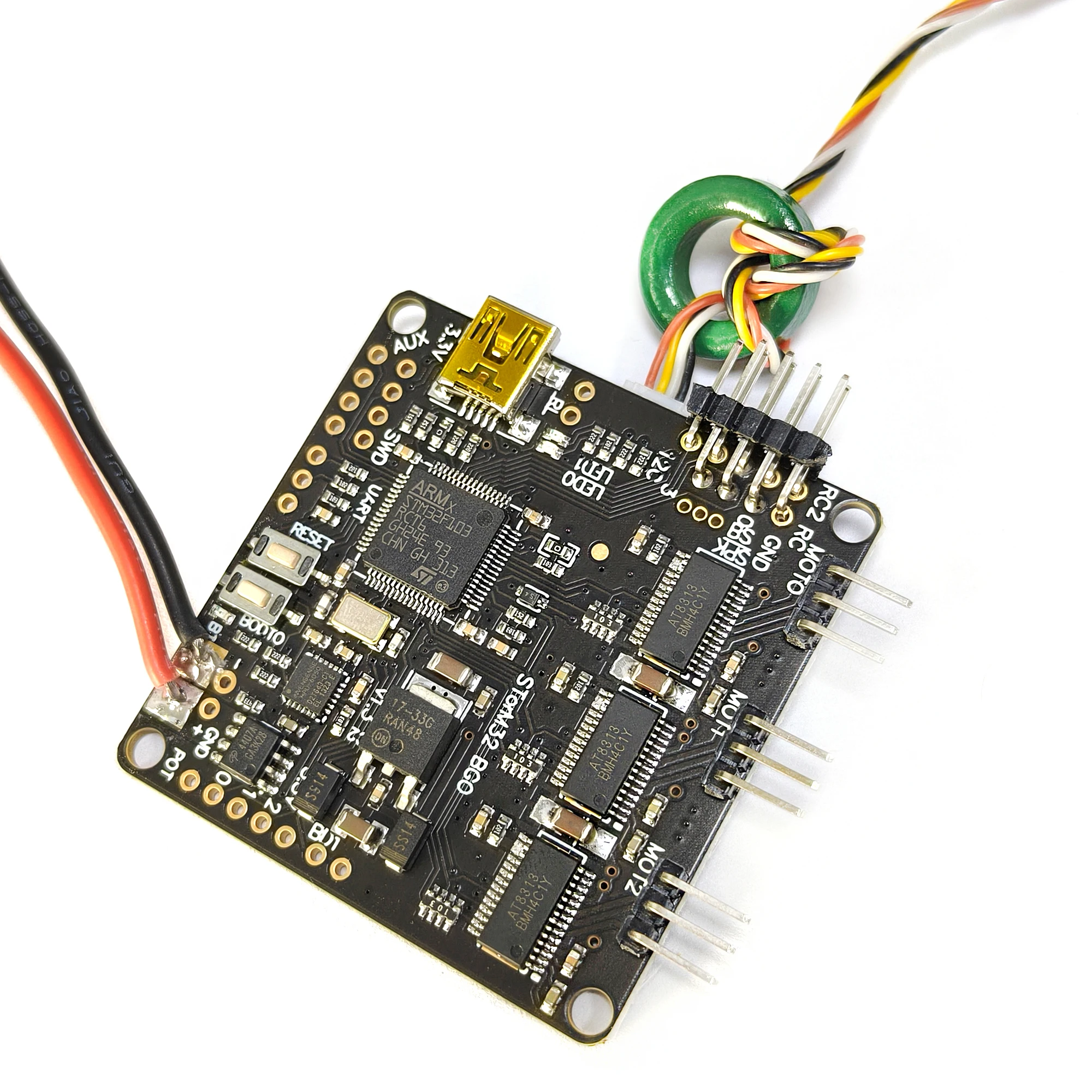 STORM 32 BGC 3-Axis 3-4S Gimbal Brushless Controller
STORM 32 BGC 3-Axis 3-4S Gimbal Brushless Controller
