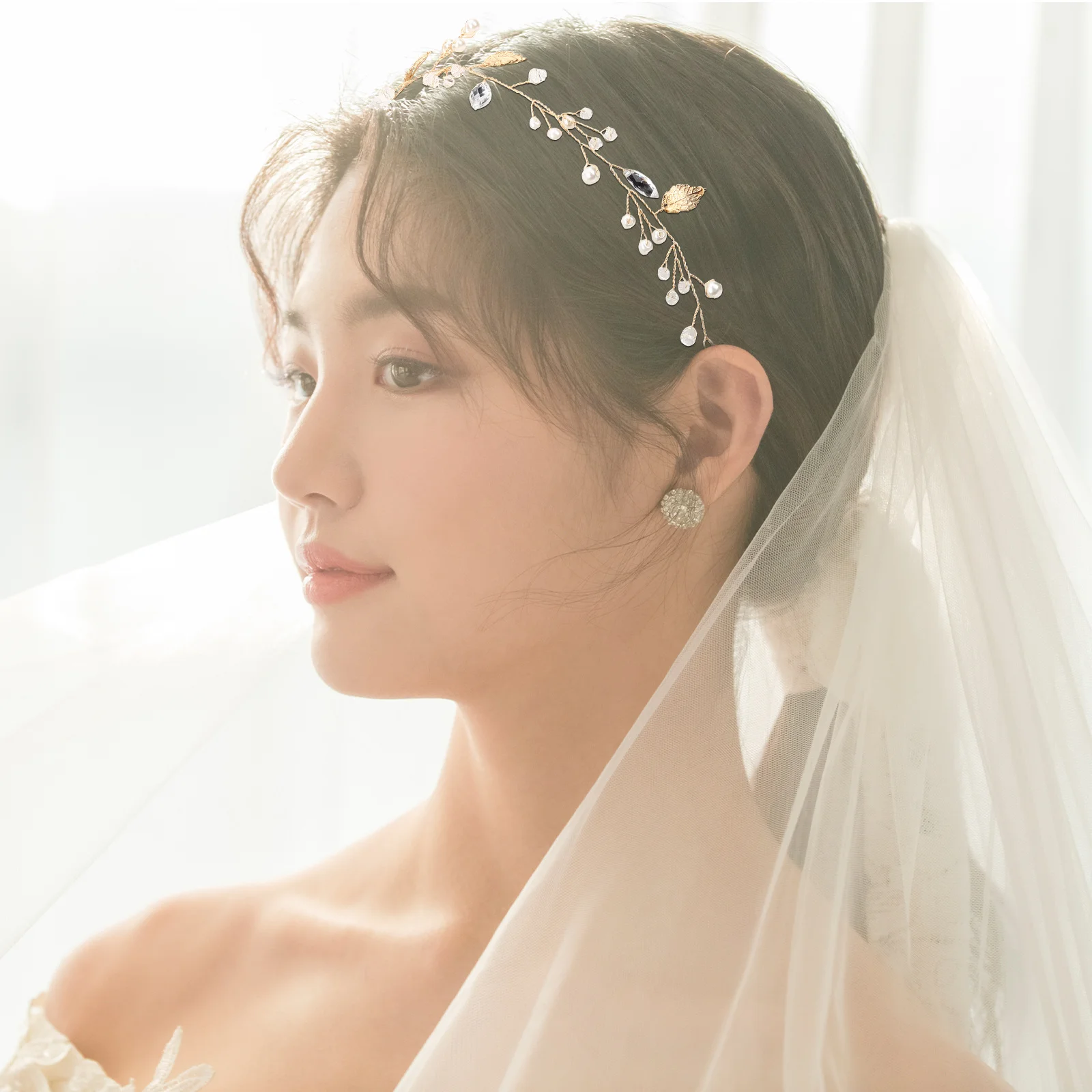 Bridal Leaf Headband Rhinestone Pearl Wedding Hair Accessory Bride Headpiece For Party Prom Banquet Photo Shoot
Bridal Leaf Headband Rhinestone Pearl Wedding Hair Accessory Bride Headpiece For Party Prom Banquet Photo Shoot