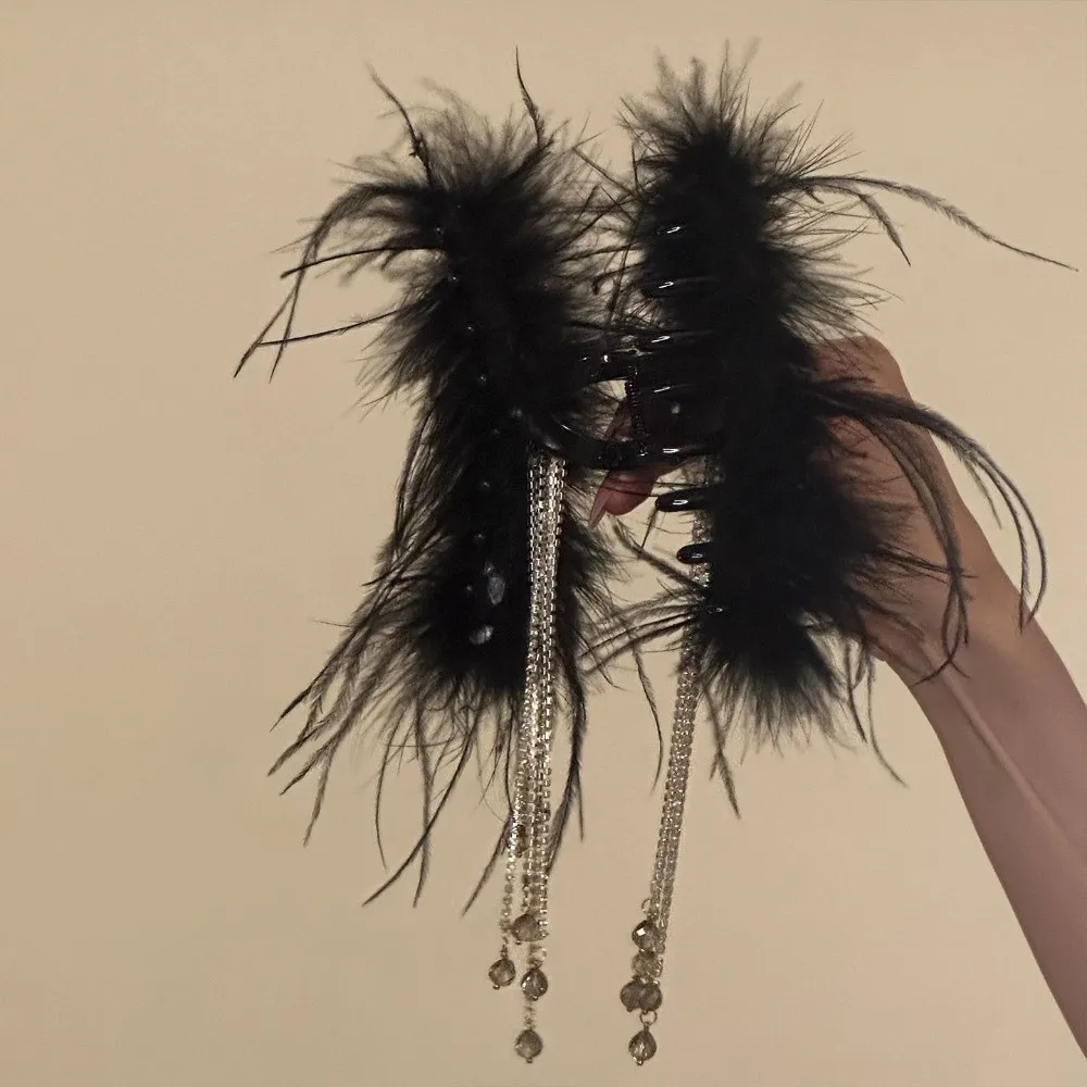 Элегантный черный лебедь для танцев, захватывающий зажим, темперамент, пышная текстура, зажим в виде акулы, кисточка, простой коготь для волос для девочек
Элегантный черный лебедь для танцев, захватывающий зажим, темперамент, пышная текстура, зажим в виде акулы, кисточка, простой коготь для волос для девочек