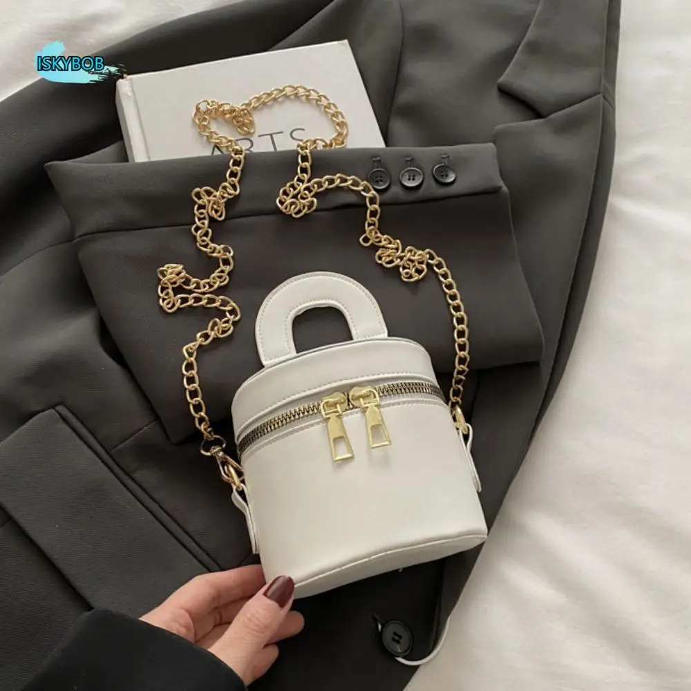 Cute Solid Color Box Crossbody Bag PU Leather Shoulder Bag Mini Lipstick Bag Small Square Bag Metal Chain Cylinder Bag Girls
Cute Solid Color Box Crossbody Bag PU Leather Shoulder Bag Mini Lipstick Bag Small Square Bag Metal Chain Cylinder Bag Girls