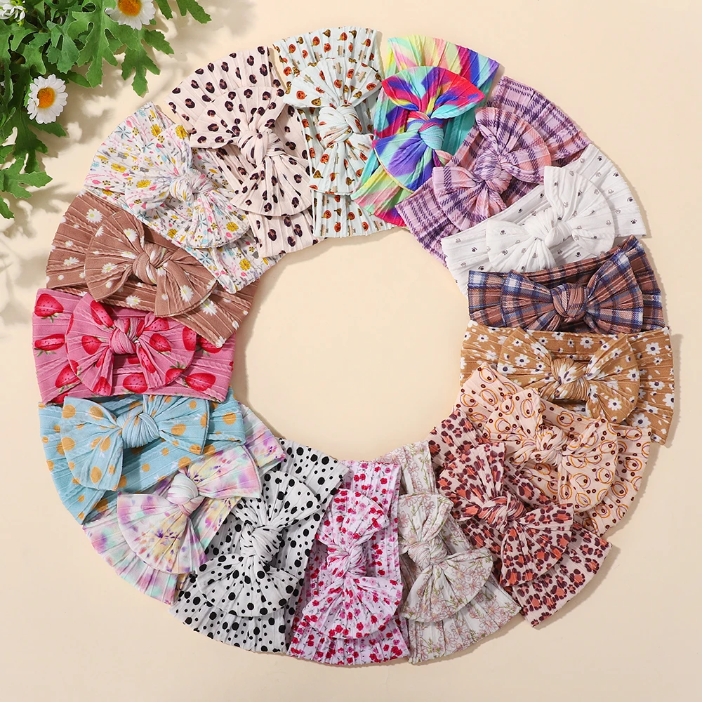 5PCS/lot High quality embroidered nylon bow headband with beautiful printed elastic headband for infants toddler headdress
5PCS/lot High quality embroidered nylon bow headband with beautiful printed elastic headband for infants toddler headdress