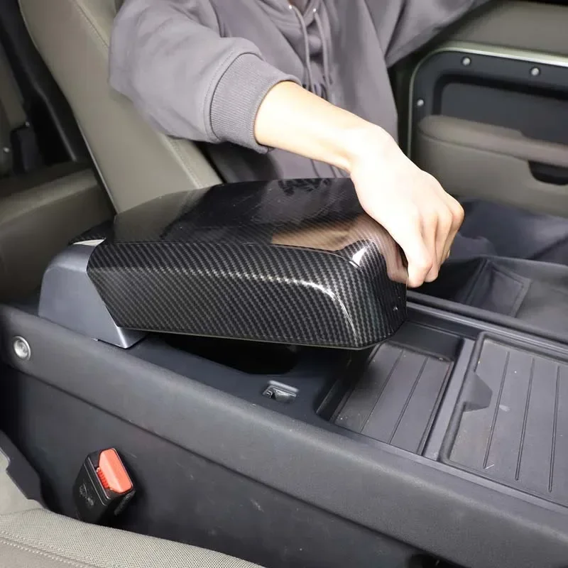 For 2020-2024 Land Rover Defender 110 ABS car armrest box storage box protection decorative cover sticker interior accessories
For 2020-2024 Land Rover Defender 110 ABS car armrest box storage box protection decorative cover sticker interior accessories