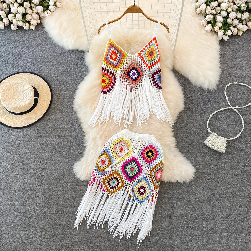 Fashionable Bohemian Knitted Set with Hook Flower Design Holiday Crop Top And High Waist Skirt Two-Piece Ensemble
Fashionable Bohemian Knitted Set with Hook Flower Design Holiday Crop Top And High Waist Skirt Two-Piece Ensemble