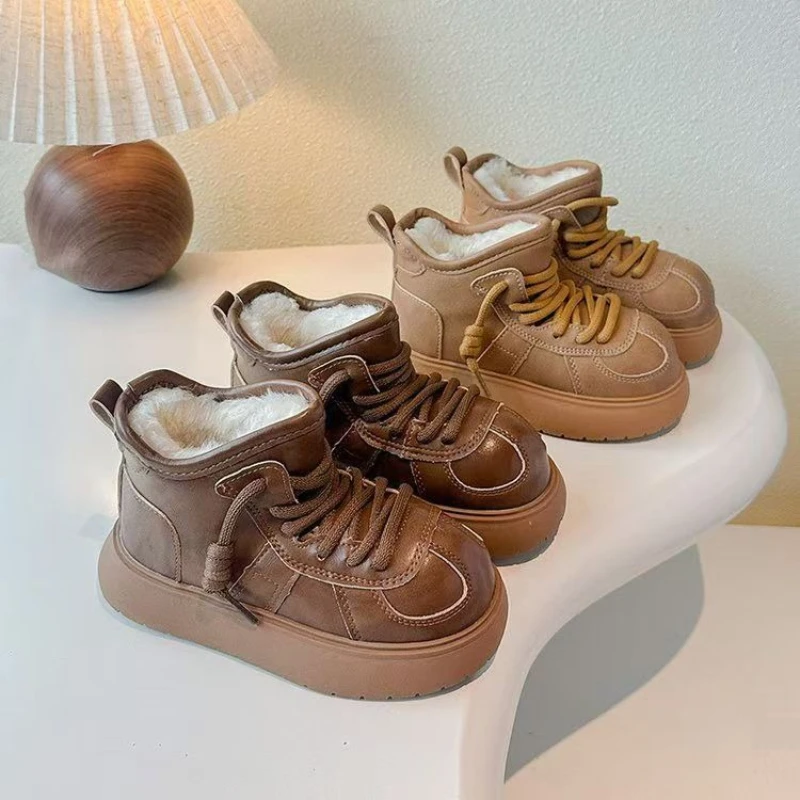 2025 Winter New Children Casual Snow Short Boots for Girls Fashion Korean Style Soft Sole Anti-slippery Versatile Princess Shoes
2025 Winter New Children Casual Snow Short Boots for Girls Fashion Korean Style Soft Sole Anti-slippery Versatile Princess Shoes