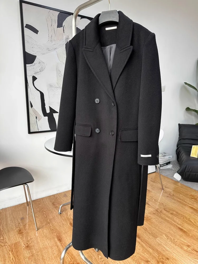 Vintage Ladies Long Sleeved Lapel Double Breasted Coat 2025 New Autumn And Winter Black Long Cashmere Jacket Coat
Vintage Ladies Long Sleeved Lapel Double Breasted Coat 2025 New Autumn And Winter Black Long Cashmere Jacket Coat