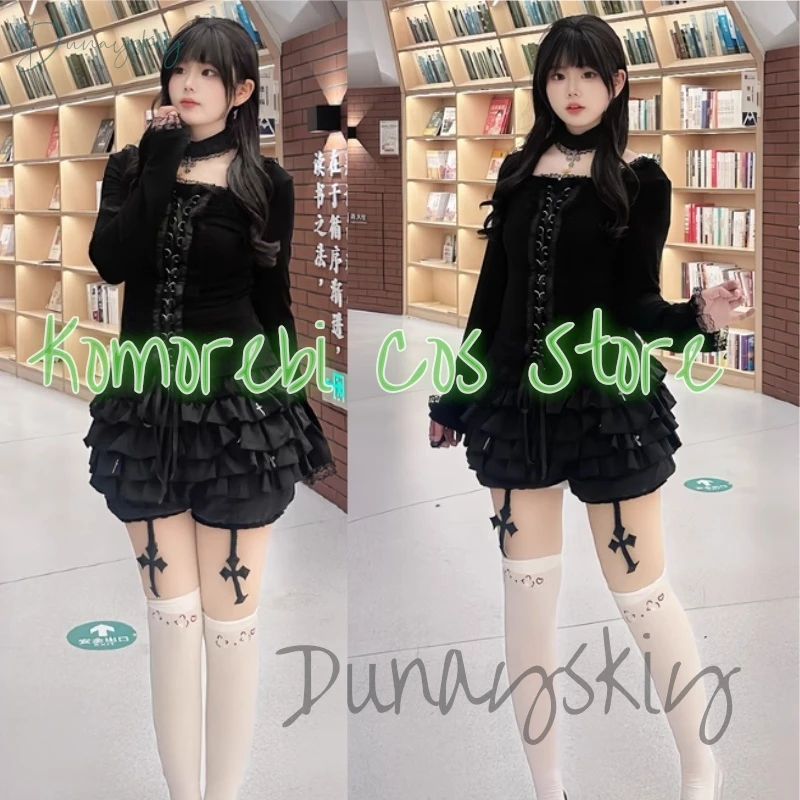 Black Gothic Lace Trim Long Sleeve T-Shirts Women Vintage Sexy Lace-up Square Collar Tops Japanese Fashion Y2k Subculture Tees
Black Gothic Lace Trim Long Sleeve T-Shirts Women Vintage Sexy Lace-up Square Collar Tops Japanese Fashion Y2k Subculture Tees