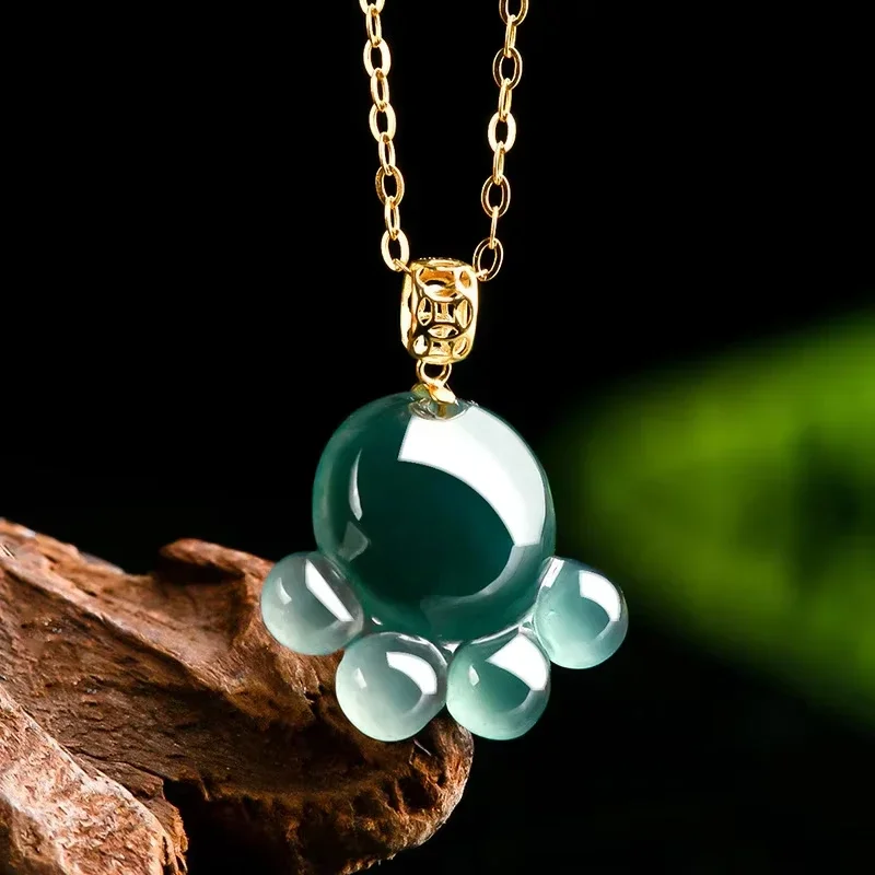 Natural Myanmar Jadeite Blue Water Cat Claw Pendant 18K Gold Inlaid with Ice Kind Lovely Fashion Women's Jade Necklace Gift
Natural Myanmar Jadeite Blue Water Cat Claw Pendant 18K Gold Inlaid with Ice Kind Lovely Fashion Women's Jade Necklace Gift