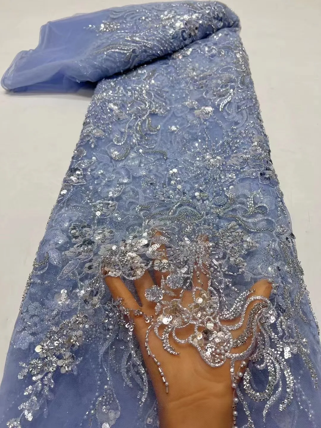 2023 Elegant Heavy Beaded Sequins Lace Fabric With Beads Nigerian 3D Embroidery Mesh Lace Fabric For Wedding Dresses
2023 Elegant Heavy Beaded Sequins Lace Fabric With Beads Nigerian 3D Embroidery Mesh Lace Fabric For Wedding Dresses