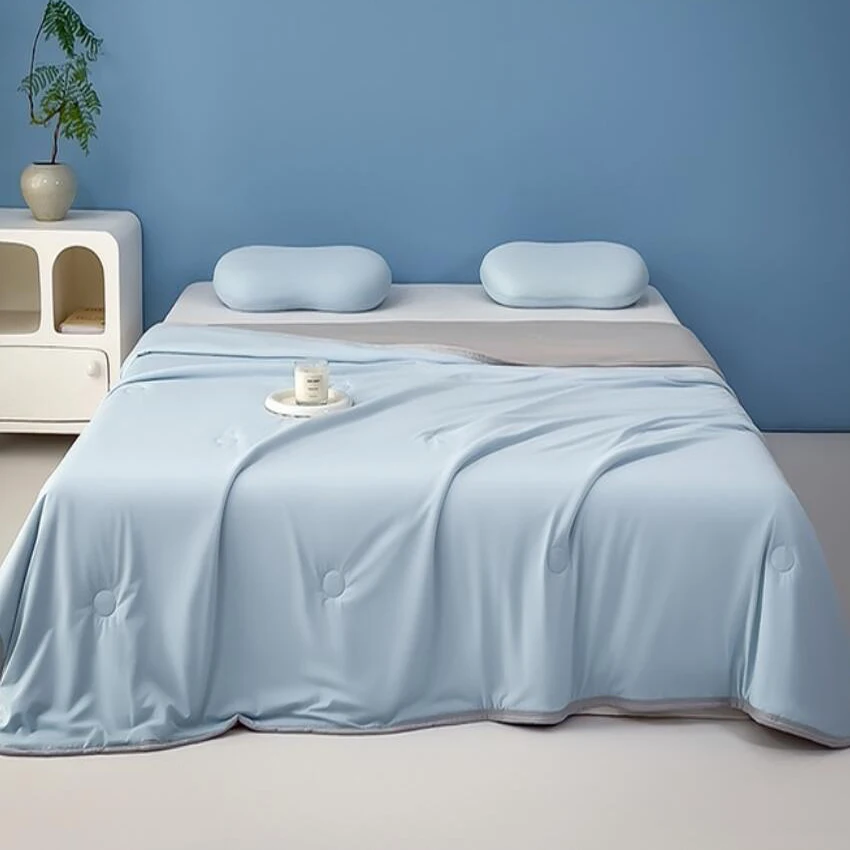 New Cooling Blankets Smooth Air Condition Comforter Lightweigth Comfortable Summer Quilt Silky Cool Feeling Fibre Summer Blanket
New Cooling Blankets Smooth Air Condition Comforter Lightweigth Comfortable Summer Quilt Silky Cool Feeling Fibre Summer Blanket