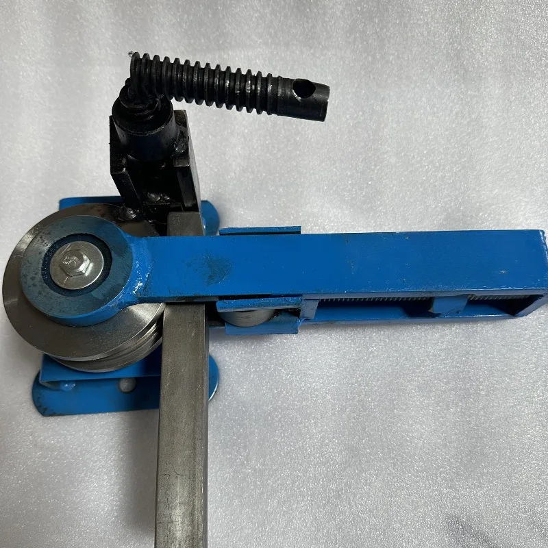 Manual Screw Pipe Bender Clamping Tube Bending Machine For 15/16mm Iron Wall Tube Manual Bending Tool Firm Stable Non Slip Dur
Manual Screw Pipe Bender Clamping Tube Bending Machine For 15/16mm Iron Wall Tube Manual Bending Tool Firm Stable Non Slip Dur