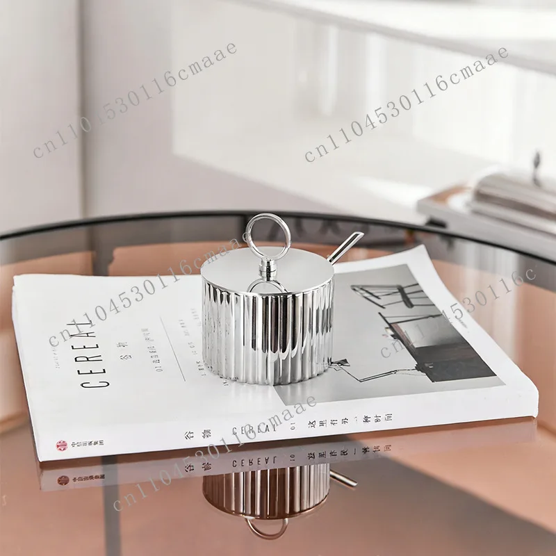 304 Nordic light luxury seasoning box Stainless steel kitchen storage box Jar seasoning bottle MSG salt tank
304 Nordic light luxury seasoning box Stainless steel kitchen storage box Jar seasoning bottle MSG salt tank