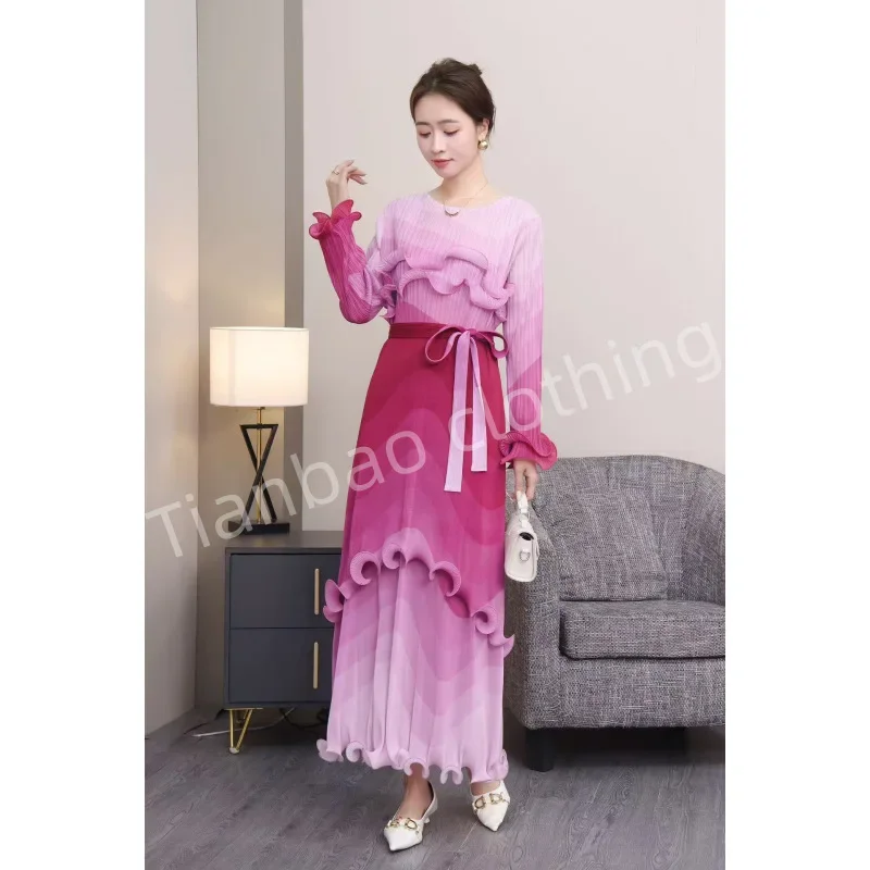 Miyake Pleated Dress for Women 2025 New Printed Gradient Dense Edge Temperament Loose Large Size Pleated Skirt
Miyake Pleated Dress for Women 2025 New Printed Gradient Dense Edge Temperament Loose Large Size Pleated Skirt