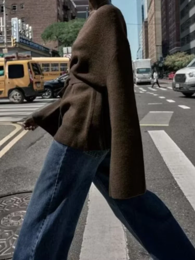 Women Chic Brown Lace Up Cardigan Casual Solid V-neck Full Sleeve Loose Kintted Sweater 2025 Lady Daily Commute Street Cardigans
Women Chic Brown Lace Up Cardigan Casual Solid V-neck Full Sleeve Loose Kintted Sweater 2025 Lady Daily Commute Street Cardigans