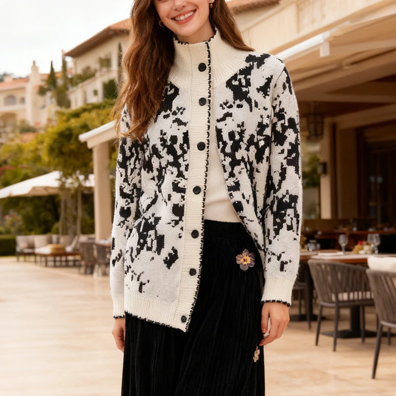 High Neck Button Down Over sized Knitted Sweater Jacket 2 Colors Women's Black White Abstract Print Cardigan
High Neck Button Down Over sized Knitted Sweater Jacket 2 Colors Women's Black White Abstract Print Cardigan