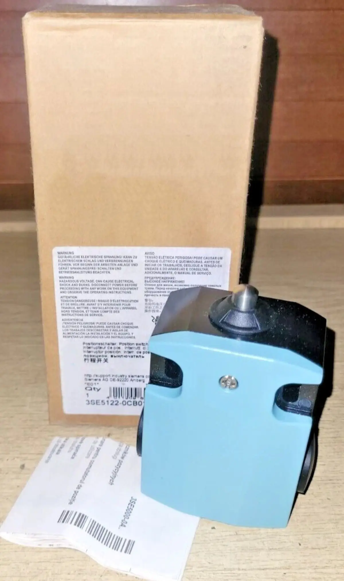 3SE5122-0CB01 3SE51220CB01 travel switch
3SE5122-0CB01 3SE51220CB01 travel switch