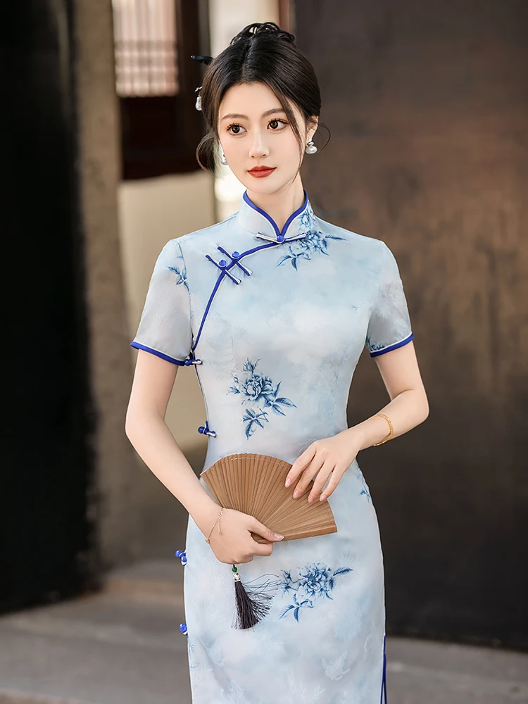 New Chinese Sle Young Sle Spring Blue And White Porcelain Daily Wear Light National Sle Long Qipao Dr
New Chinese Sle Young Sle Spring Blue And White Porcelain Daily Wear Light National Sle Long Qipao Dr