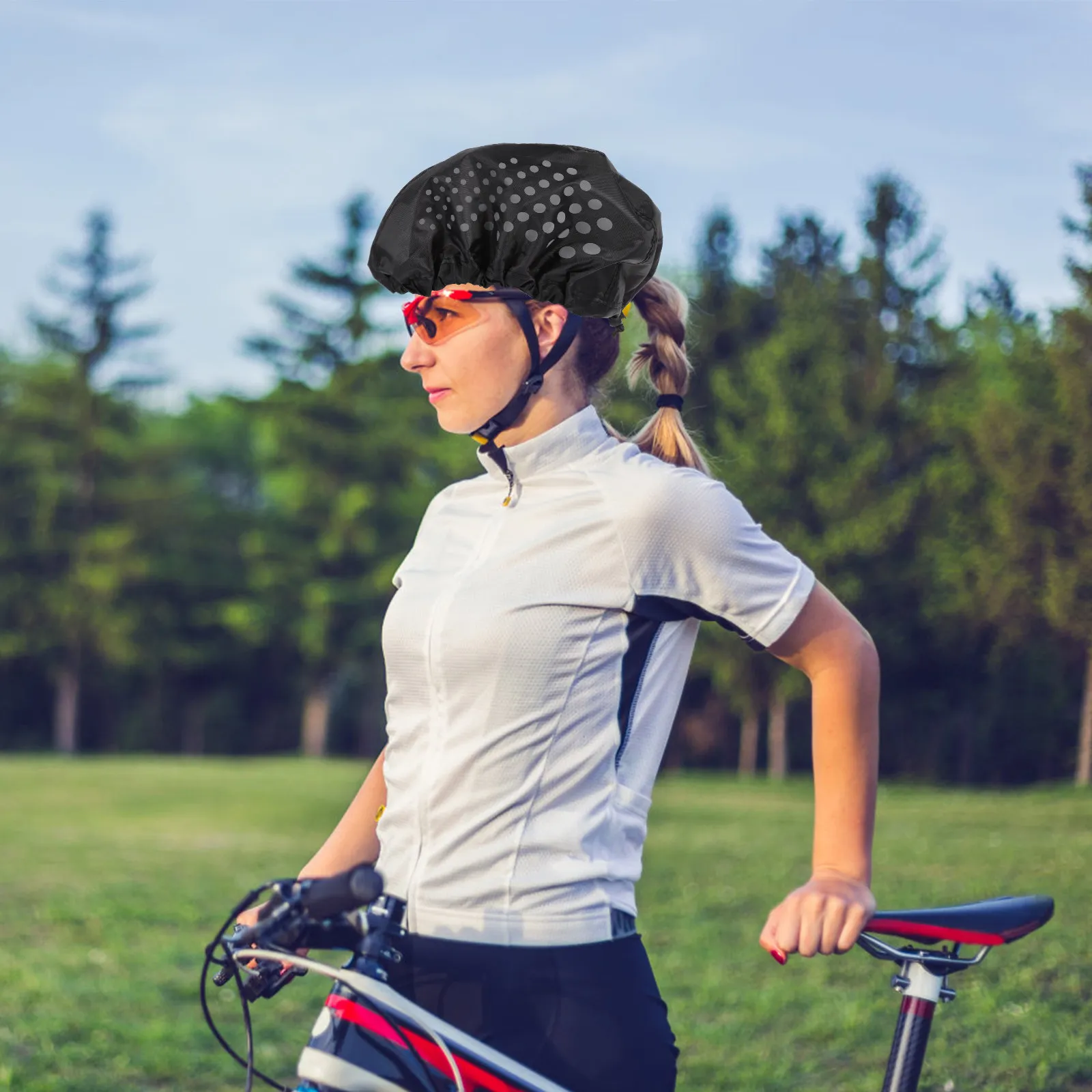 1Pcs Adjustable Cycling Rain Cover Waterproof Protective Shield with Reflective Stripe Universal Fit for Outdoor
1Pcs Adjustable Cycling Rain Cover Waterproof Protective Shield with Reflective Stripe Universal Fit for Outdoor