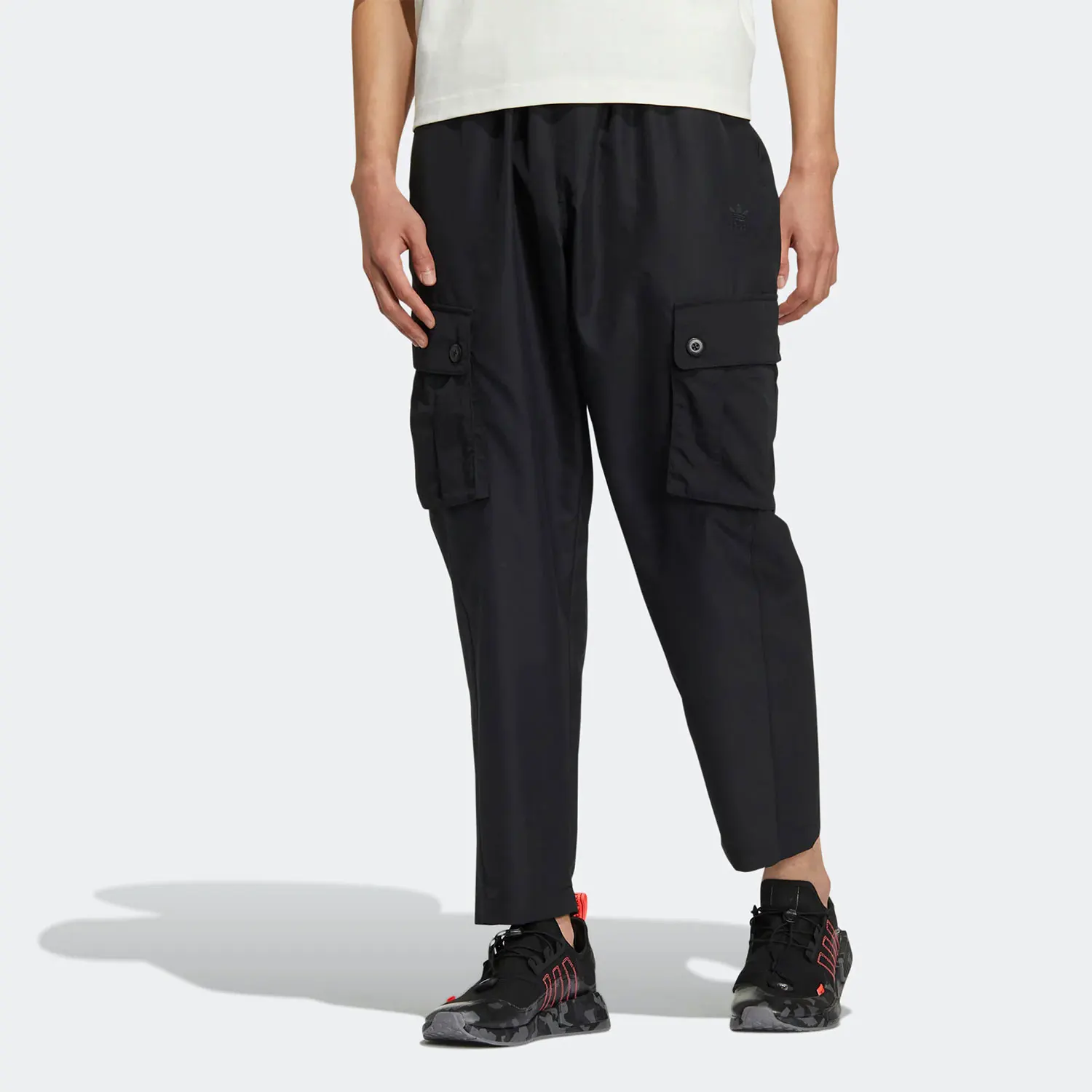 Adidas genuine Originals Seasonal New Men's Sport Woven Pants HU1155
Adidas genuine Originals Seasonal New Men's Sport Woven Pants HU1155