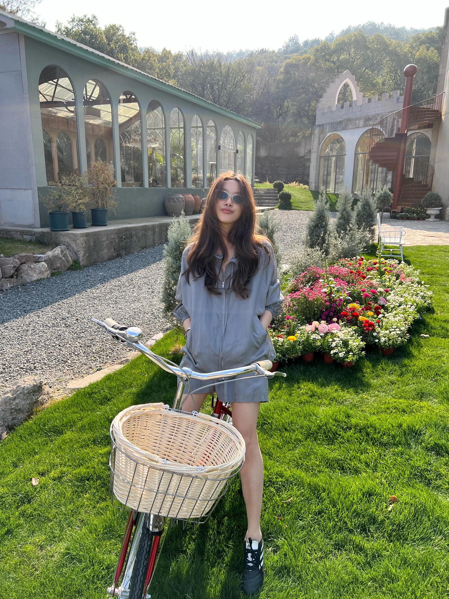 Icyangstore Linen Rayon Breathable Texture Zipper Open Cardigan Long Sleeve Shorts Set Women's Fashion Spring Collection
Icyangstore Linen Rayon Breathable Texture Zipper Open Cardigan Long Sleeve Shorts Set Women's Fashion Spring Collection