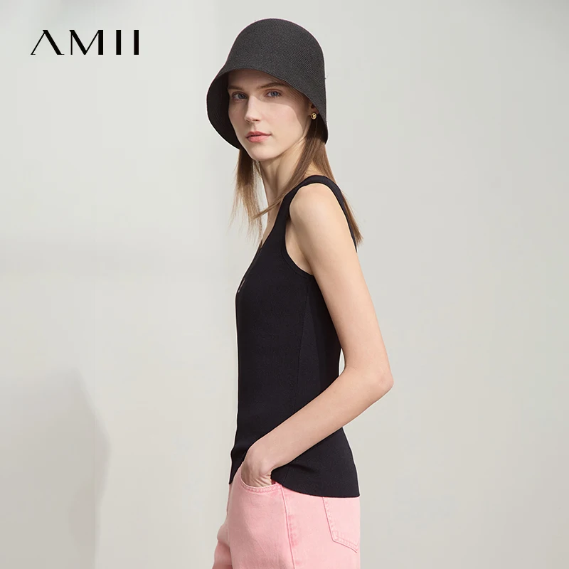 AMII Минималистичные осенние повседневные свитера для женщин 2025 с принтом, U-образным вырезом, без рукавов, жилетки, новые модные вязаные облегающие топы 12542009
AMII Минималистичные осенние повседневные свитера для женщин 2025 с принтом, U-образным вырезом, без рукавов, жилетки, новые модные вязаные облегающие топы 12542009