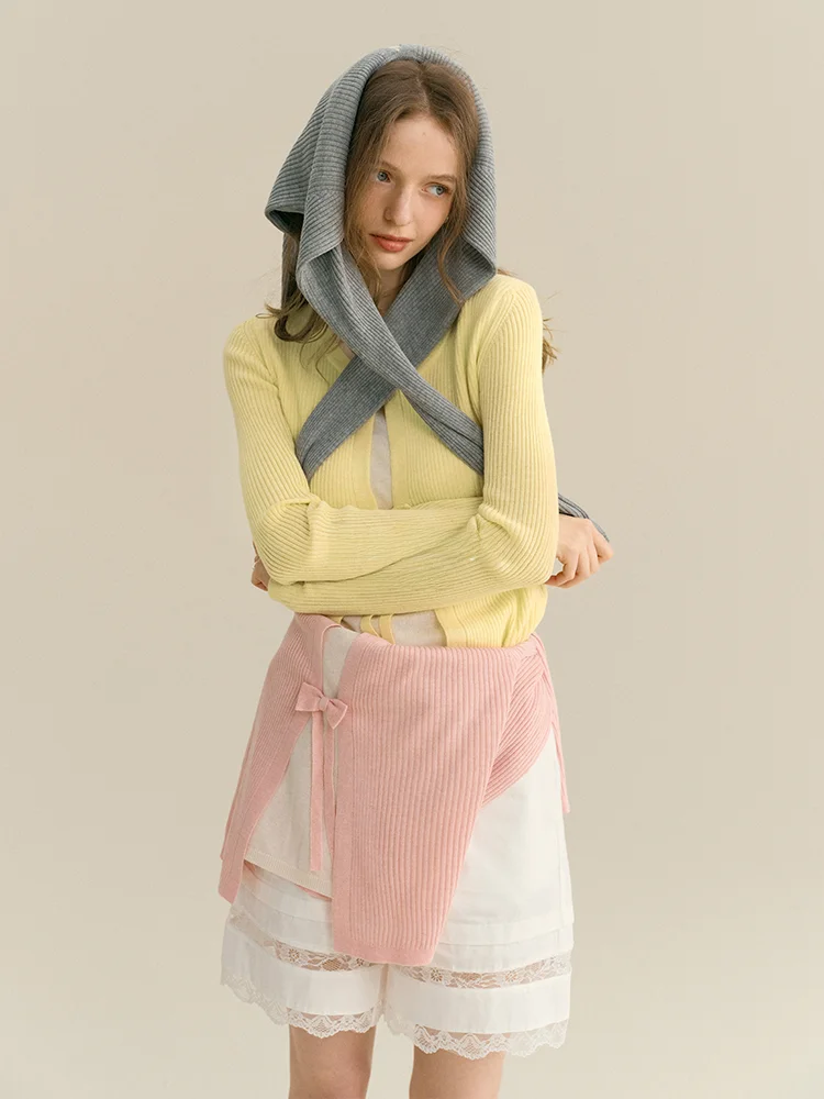 Rina Berry Wool Blend Knitwear with Bow Design Long Sleeve Gentle Commute Style Women's Fashion Spring Season Color
Rina Berry Wool Blend Knitwear with Bow Design Long Sleeve Gentle Commute Style Women's Fashion Spring Season Color