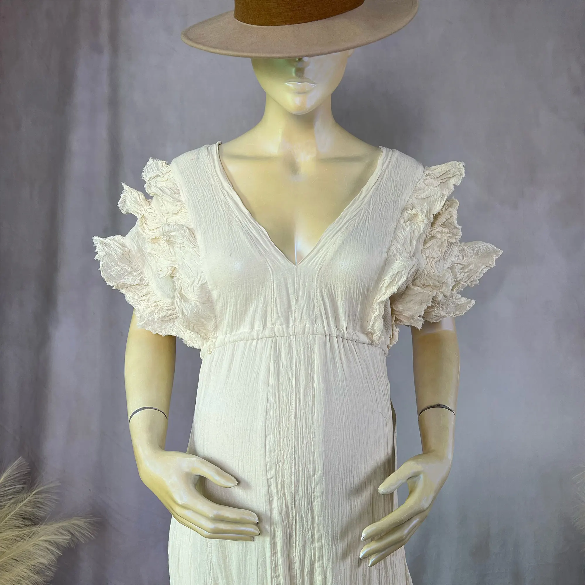 Don&Judy Maternity Maxi Dress with Ruffled Cap Sleeves Front Slit & Flowy Tiered Skirt Elegant Evening Gown for Baby Shower
Don&Judy Maternity Maxi Dress with Ruffled Cap Sleeves Front Slit & Flowy Tiered Skirt Elegant Evening Gown for Baby Shower