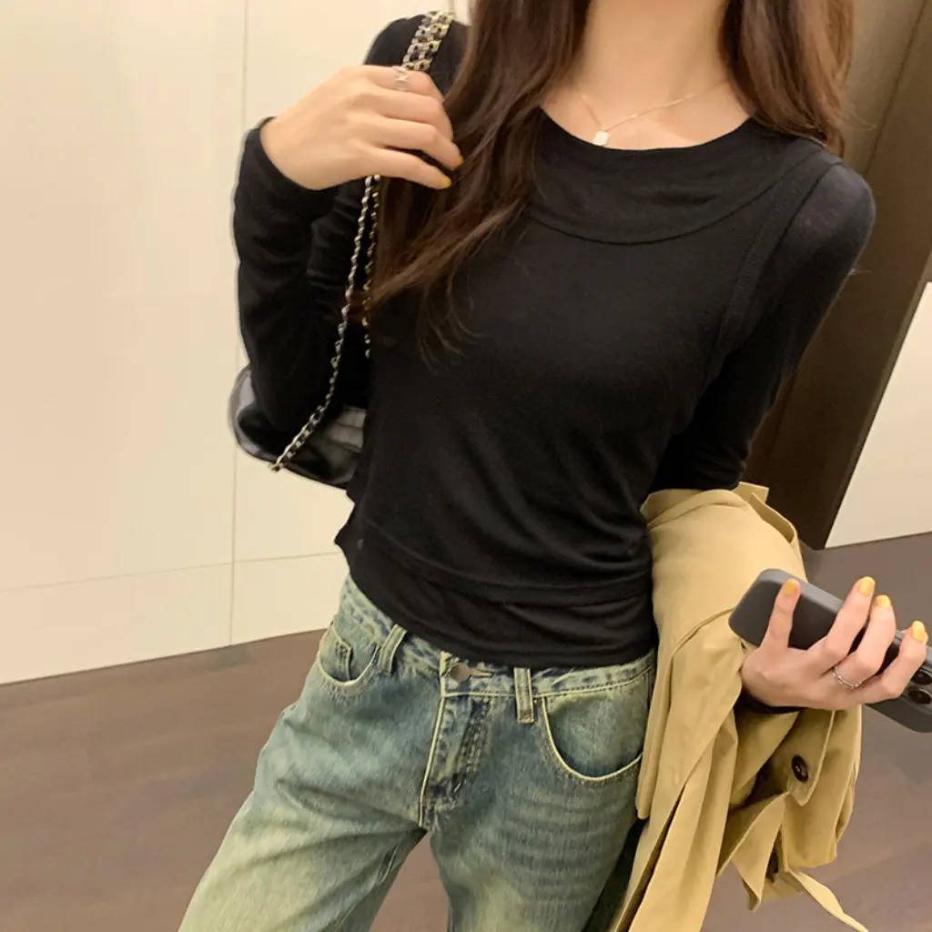 Women's Long-Sleeved Slim Fit Two-Piece Set Short Vest with Inner T-Shirt Autumn Winter New Style Niche Fashion
Women's Long-Sleeved Slim Fit Two-Piece Set Short Vest with Inner T-Shirt Autumn Winter New Style Niche Fashion