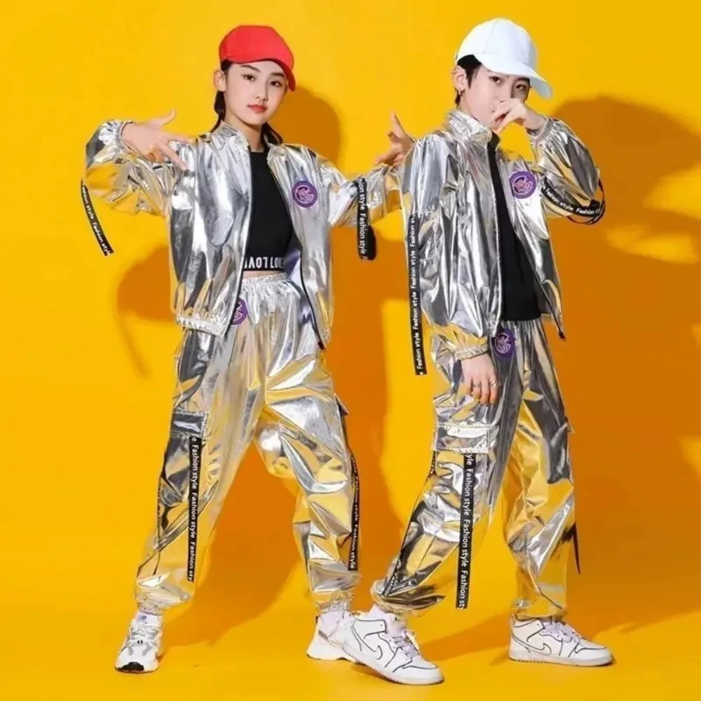 Trendy Retro Urban Style Glitter Dance Wear Hip Hop Street Dance Outfit Stage Performance Garment for Music Concert Show
Trendy Retro Urban Style Glitter Dance Wear Hip Hop Street Dance Outfit Stage Performance Garment for Music Concert Show