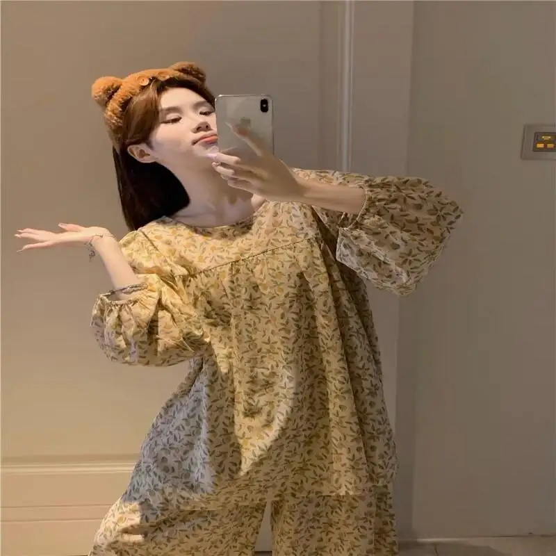 Hot New Pjs Set Women's Pajama Set Women's Warm Winter Pajamas Retro Fashionable Home Clothes, Pajamas Cute and Soft Pajama Set
Hot New Pjs Set Women's Pajama Set Women's Warm Winter Pajamas Retro Fashionable Home Clothes, Pajamas Cute and Soft Pajama Set