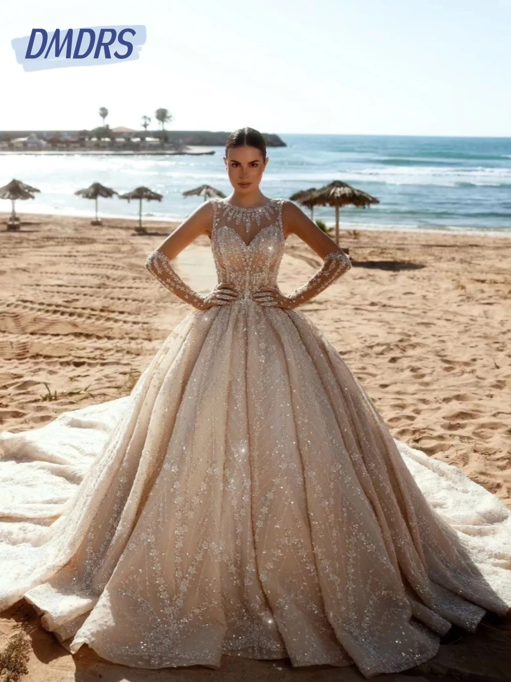 Exquisite O Neck Corset Wedding Dress Charming Sequined Ball Gown Bridal Elegant Customized Women Romantic No Gloves Bride Wear
Exquisite O Neck Corset Wedding Dress Charming Sequined Ball Gown Bridal Elegant Customized Women Romantic No Gloves Bride Wear