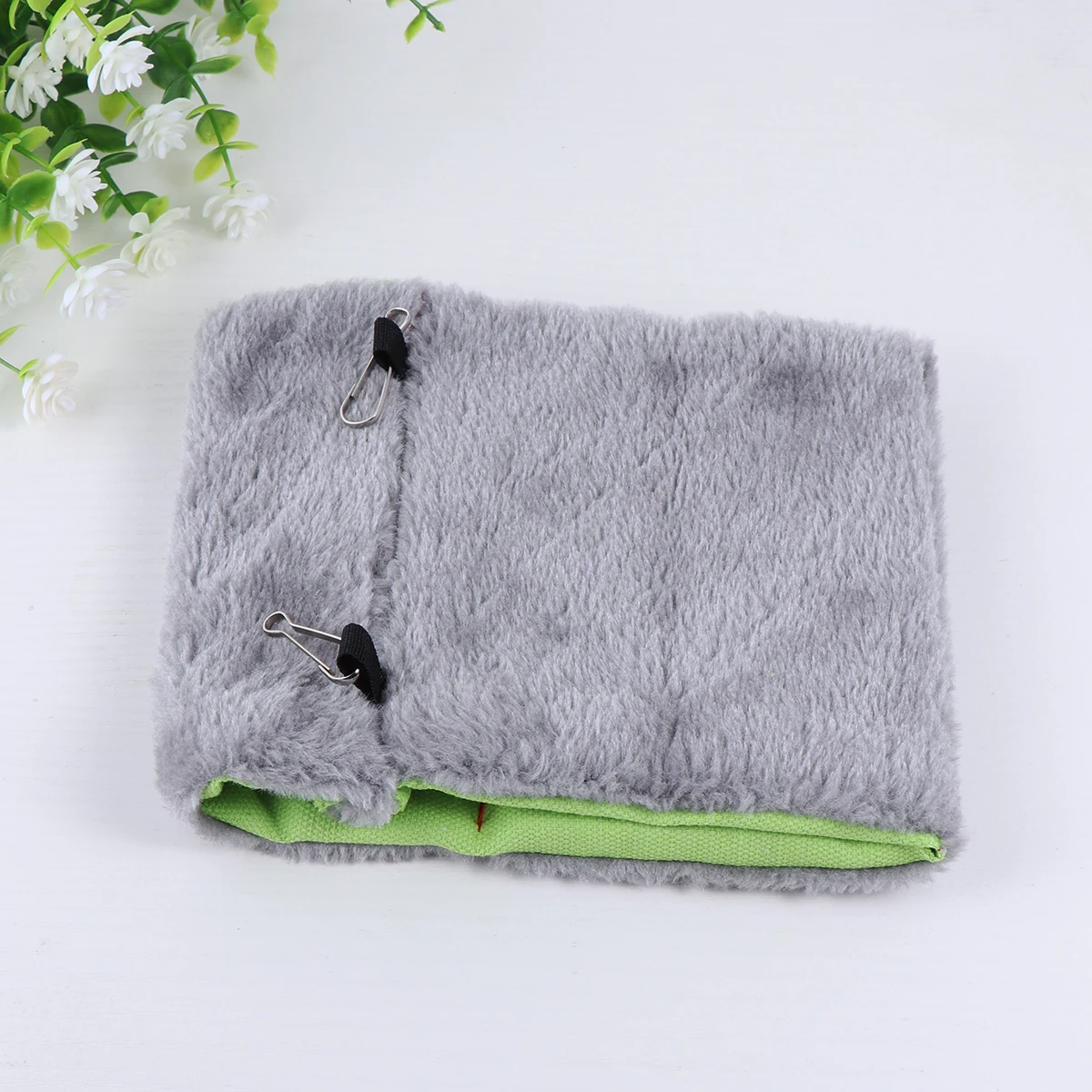 Thickened Bird Pet Hammock Strong Durable Warm Parrot Bed House Parrot Tent Ideal Play Rest Place Outdoor Nest Tent
Thickened Bird Pet Hammock Strong Durable Warm Parrot Bed House Parrot Tent Ideal Play Rest Place Outdoor Nest Tent
