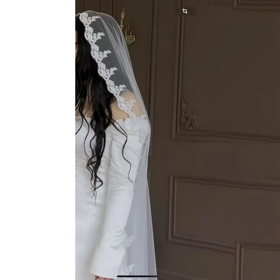 Customized Vintage Ivory White One Layer Bridal Veil with Comb Classic Wedding Velo De Novia for Elegant Bride 3m
Customized Vintage Ivory White One Layer Bridal Veil with Comb Classic Wedding Velo De Novia for Elegant Bride 3m