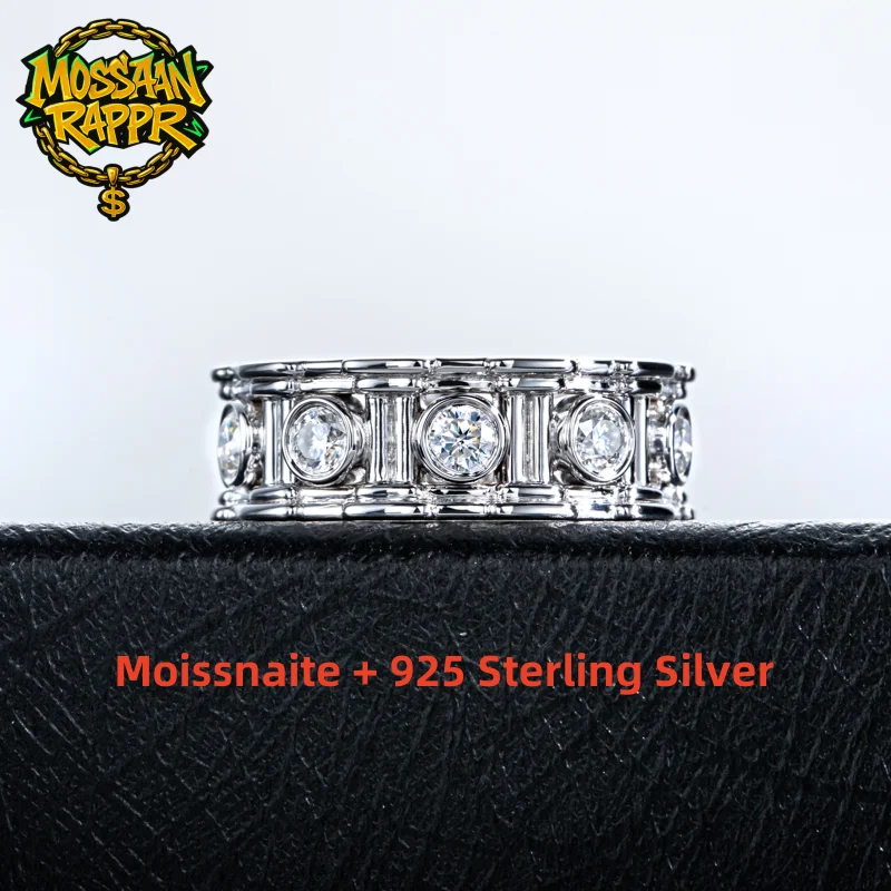 MossanRappr 2.5/3mm VVS1 Moissanite Wedding Ring 925 Sterling Silver Roman Column Retro Eternity Engagement Ring for Women Men
MossanRappr 2.5/3mm VVS1 Moissanite Wedding Ring 925 Sterling Silver Roman Column Retro Eternity Engagement Ring for Women Men
