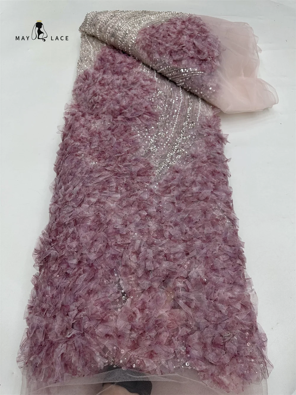 African Nigerian 3D Beaded Lace Flower Fabric 2025 High Quality With Sequins Embroidery French Net Lace Fabric For Wedding Party
African Nigerian 3D Beaded Lace Flower Fabric 2025 High Quality With Sequins Embroidery French Net Lace Fabric For Wedding Party