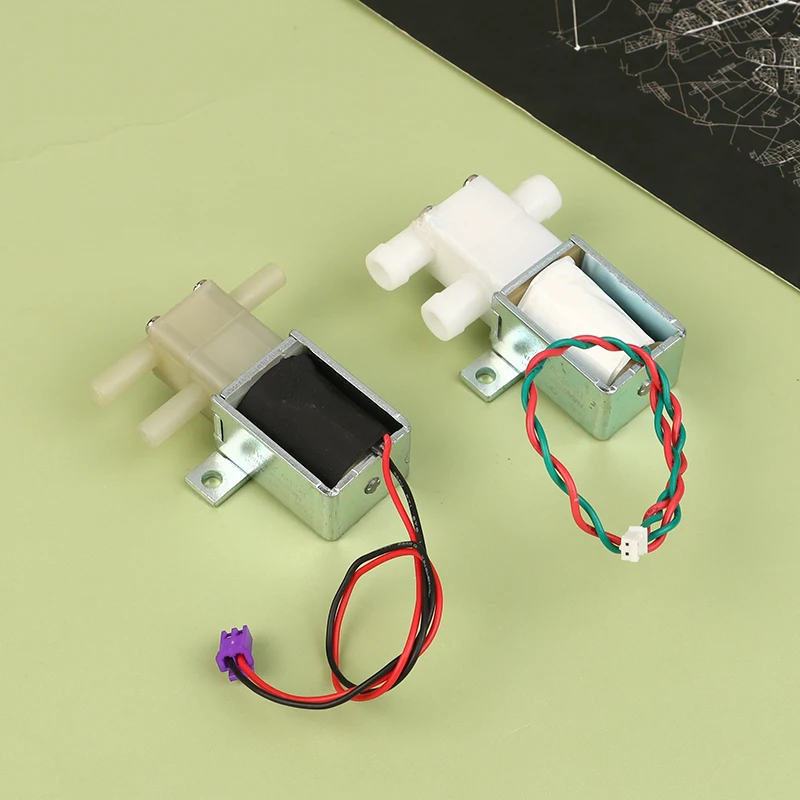 DC5/12V 2-Position 3-Way Small Mini Electric Solenoid Valve NO/NC Micro Mini Electromagnetic Water Air Flow Control Valve
DC5/12V 2-Position 3-Way Small Mini Electric Solenoid Valve NO/NC Micro Mini Electromagnetic Water Air Flow Control Valve