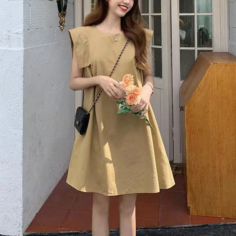 Summer Thin French Retro Dresses Loose Flying Sleeve Female Clothing Solid Color Design Niche Temperament Sleeveless Mini Dress
Summer Thin French Retro Dresses Loose Flying Sleeve Female Clothing Solid Color Design Niche Temperament Sleeveless Mini Dress