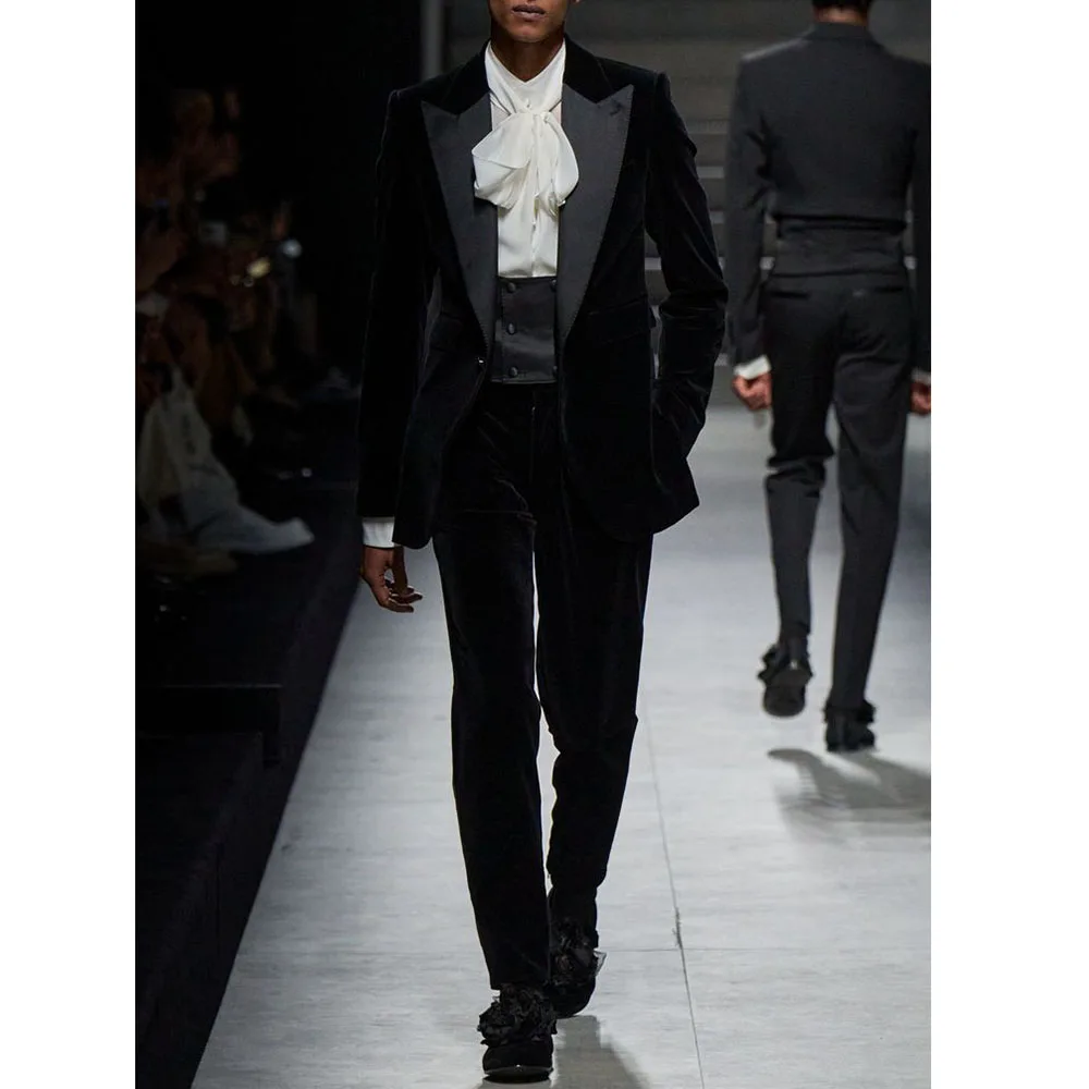Luxury Black Suits for Men Single Breasted 3 Pieces Jacket Pants Vest Blazers Sets Male Formal Wedding Banquet Office Clothing
Luxury Black Suits for Men Single Breasted 3 Pieces Jacket Pants Vest Blazers Sets Male Formal Wedding Banquet Office Clothing