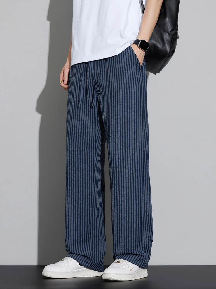 Men's Striped Casual Pants Comfortable Drawstring Fashionable Loose Pants Male Streetwear Wide Leg Straight Pants
Men's Striped Casual Pants Comfortable Drawstring Fashionable Loose Pants Male Streetwear Wide Leg Straight Pants