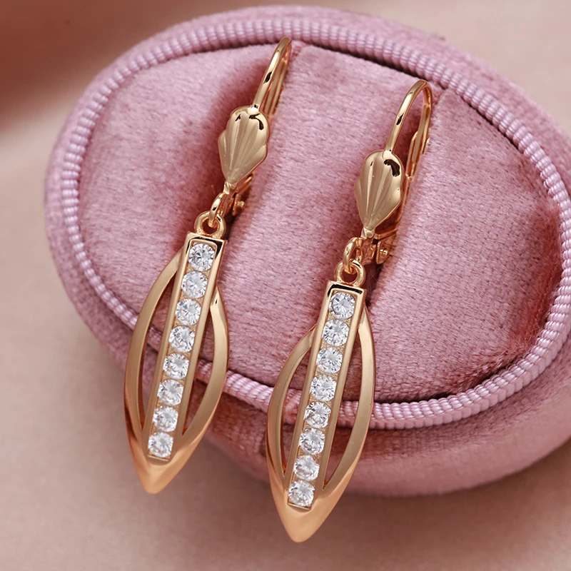 Personality Elegant Pendant 585 Gold Hoop Earrings for Women Natural Zircon Wedding Jewelry Party Women Delicate Drop Earrings
Personality Elegant Pendant 585 Gold Hoop Earrings for Women Natural Zircon Wedding Jewelry Party Women Delicate Drop Earrings